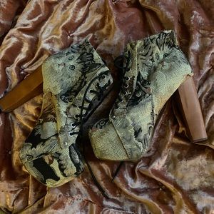 Jeffrey campbell cat tapestry litas RARE